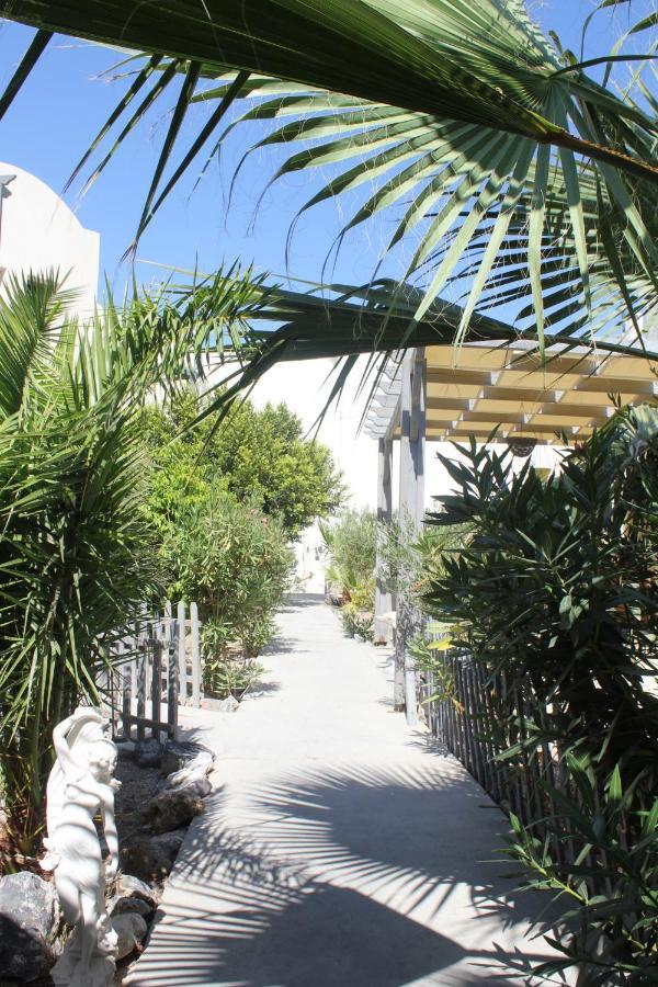 Belair Hotel Perissa  Buitenkant foto
