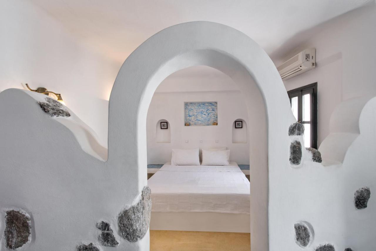 Belair Hotel Perissa  Buitenkant foto